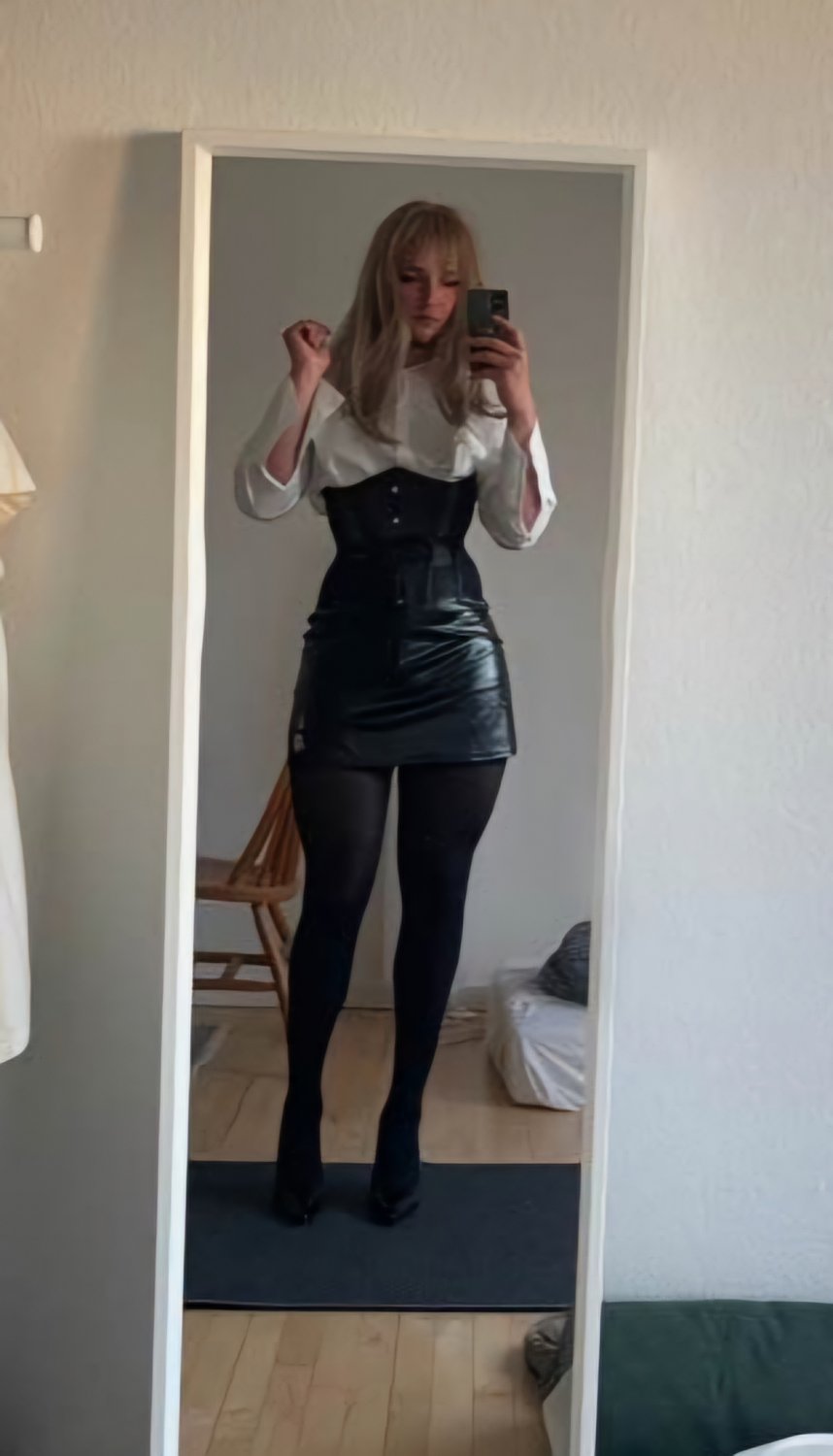 faggot loser from kik dresses up and begs for attention #jc1JV388