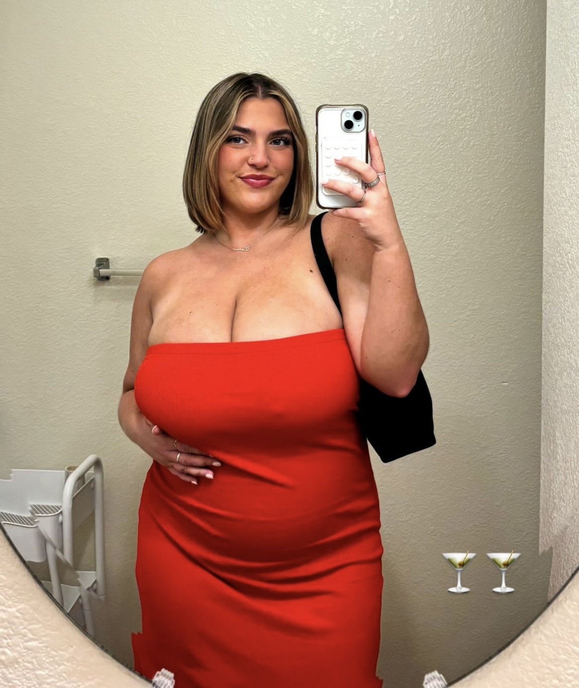 Ending the day like it started… leaking a college whore & her fat fucking rack of milkers. Too easy #JJG0zByP