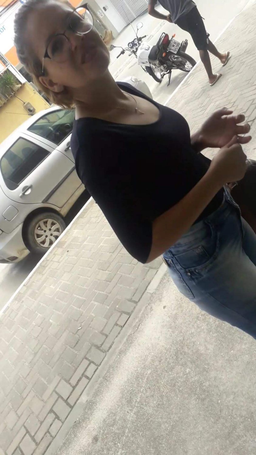 Gostosa na rua #JTHzygi0