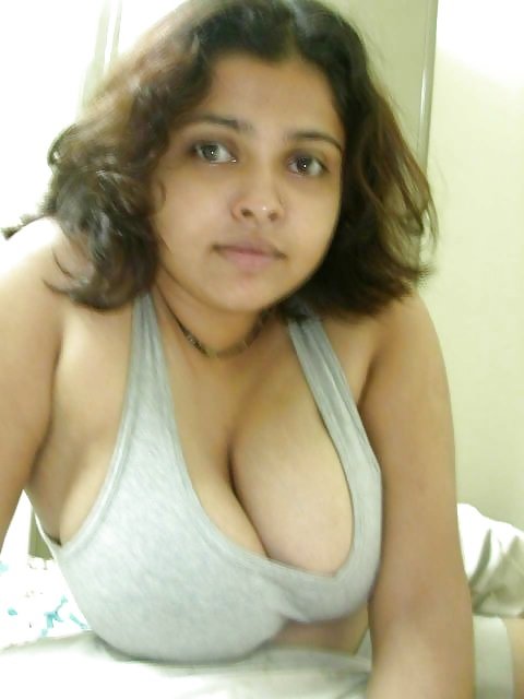 Plumpy Hyderabadi Muslim babe #Kagk3VYz