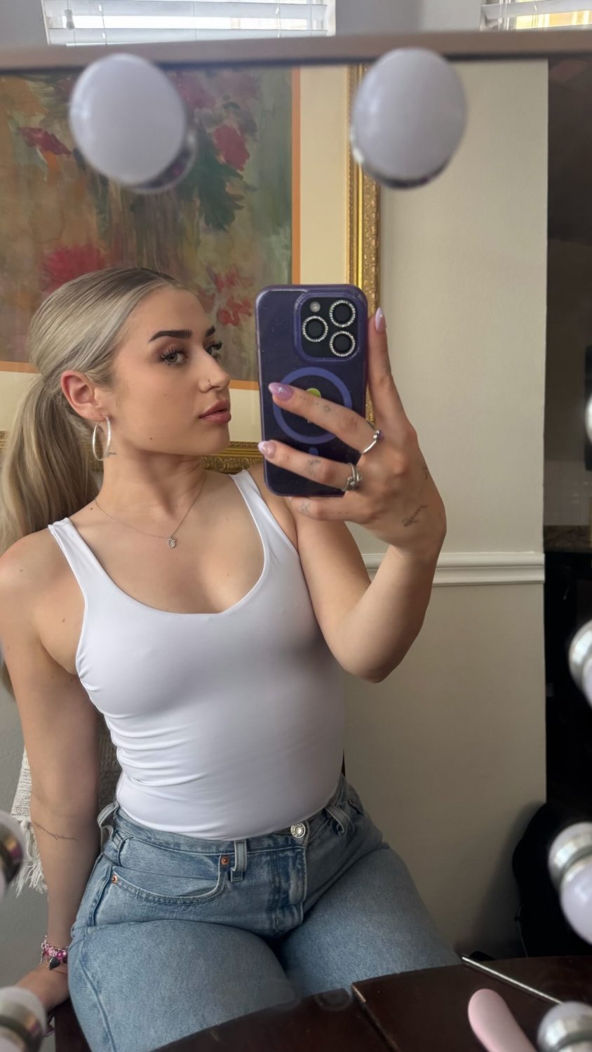 Sexy PAWG snowbunny teen Liv #kAxeWObw