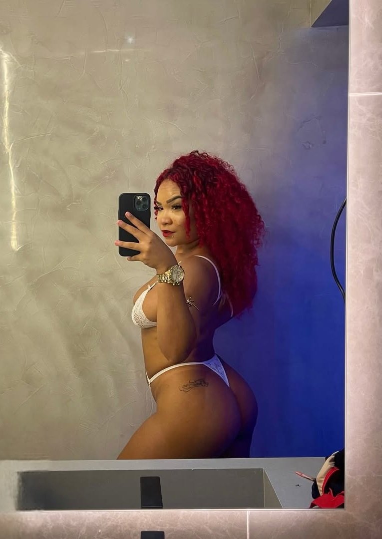 kmkba6bb Ruiva fogosa, deve fazer anal que é uma blz 🔥 #kMkBA6BB