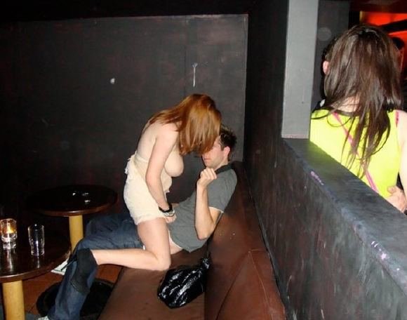 When people don't wait for the party to end for a fingering, blowjob or hot fuck #lfOGciRU