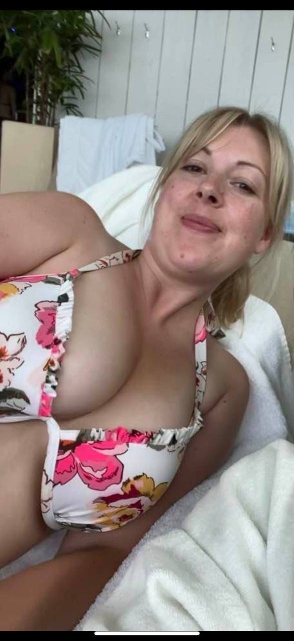 Amy Webslut #lLCmdlQ8