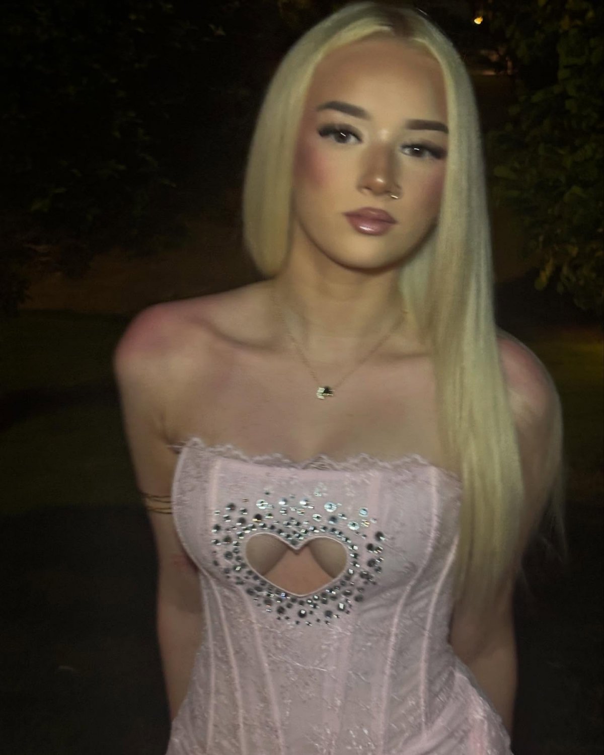 Sexy busty snowbunny teen Lauren #lyesF8wP