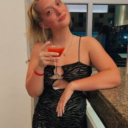 nice ass Olivia