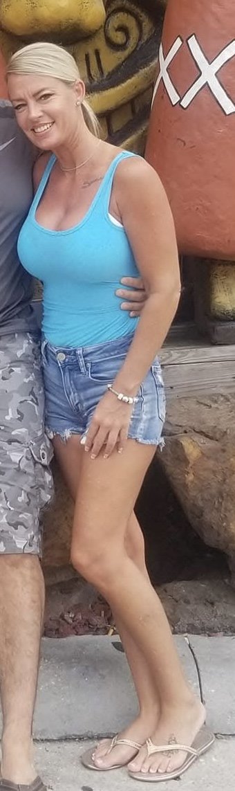 While she’s not “nude”, I’m glad Angelia didn’t use pasties for her big ass painted MILF tits #m2AZz6XQ