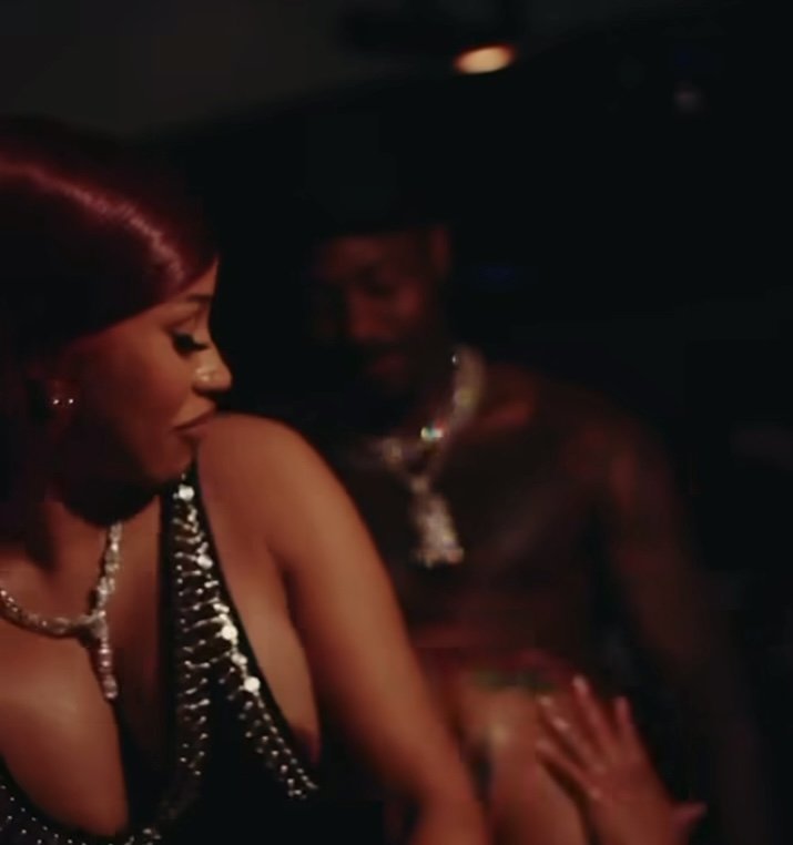 Cardi B Titties All Out #MCybPNpn
