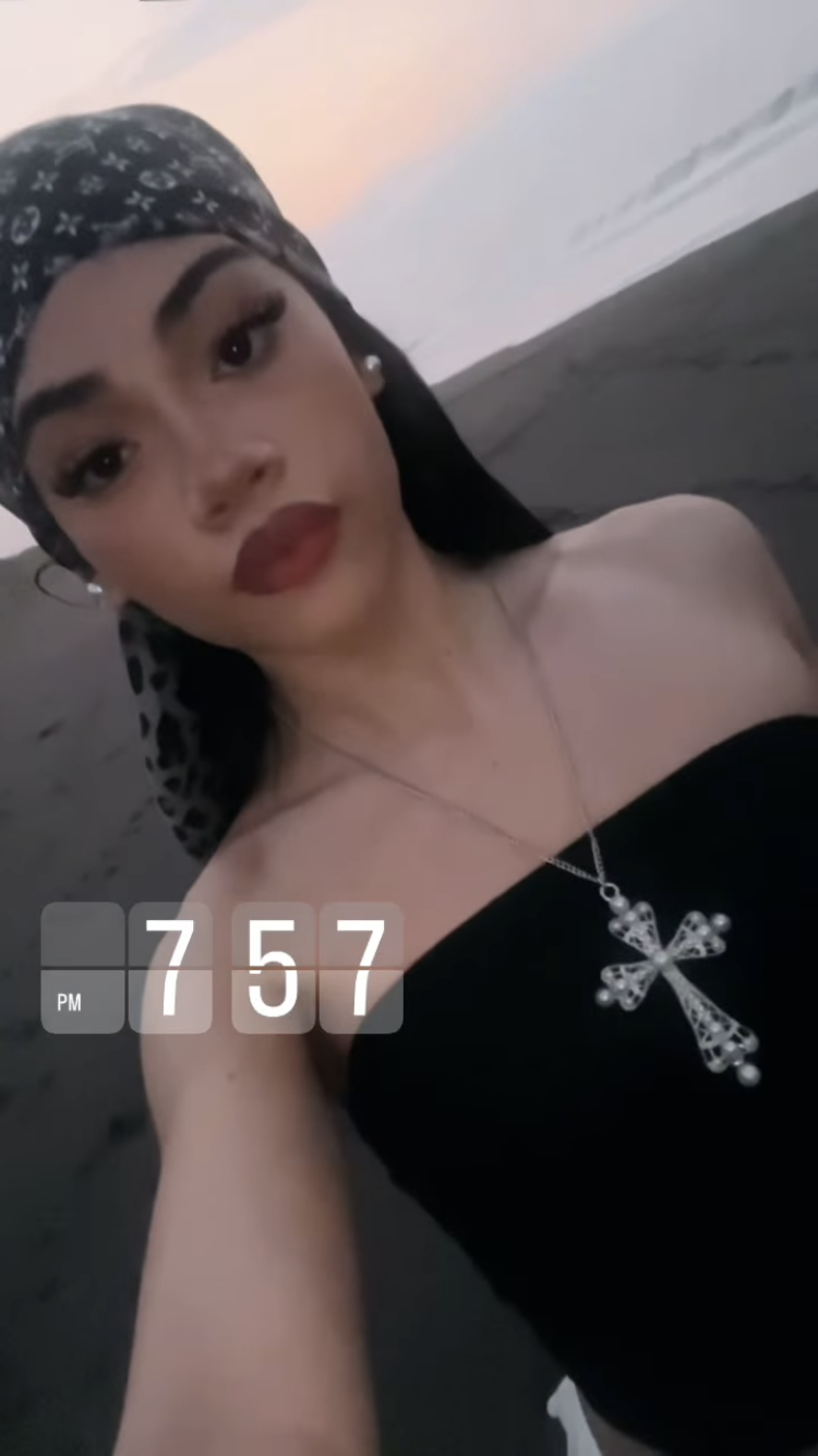 Who got nudes? DM US #N6tyxqgc