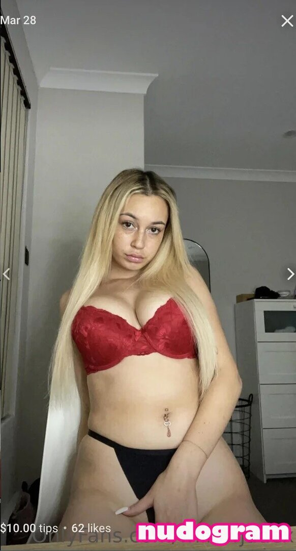 Huge titties on beautiful blonde model - MᴉlloʍɾɐpǝdǝɹʇɥxƐ #nVNdnEma