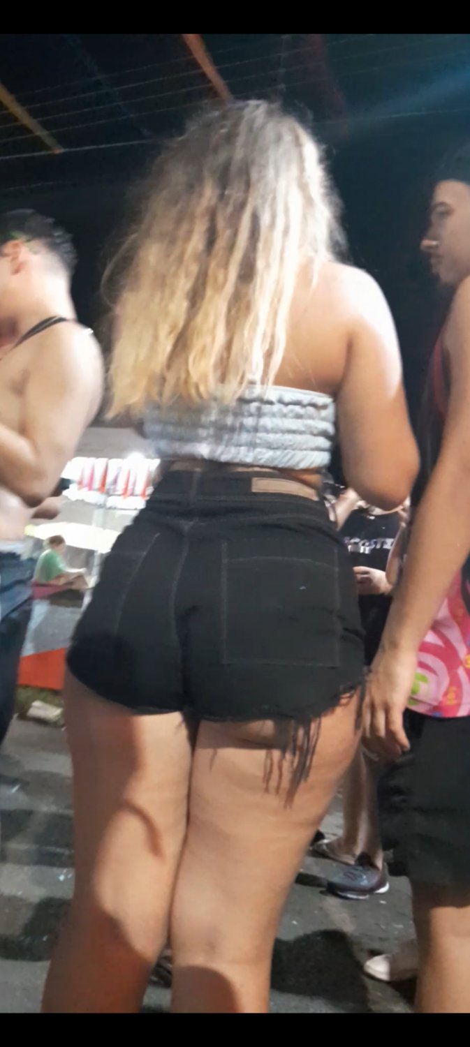 Candid shorts #OAJSh9Sw