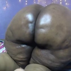 Random camgirls