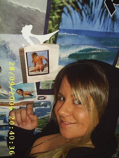 Gata surfistinha #ORo93XZU