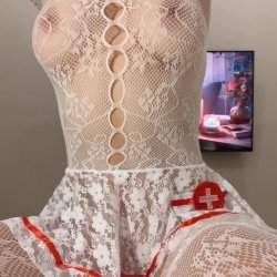 Do they look good in these fishnets
