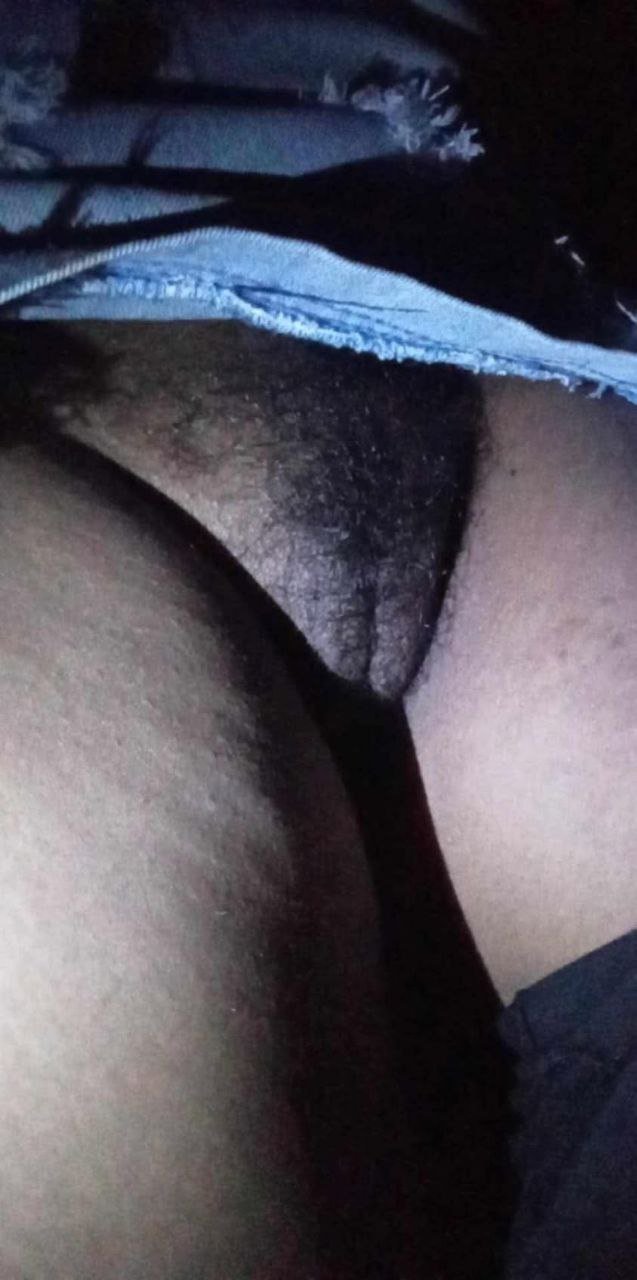 Sri Lankan Pussy #pt10P1ZL