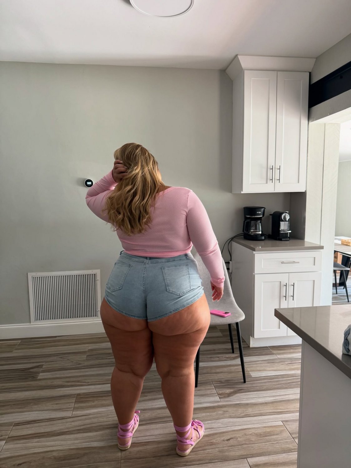 ThickButt #PYLeajHj
