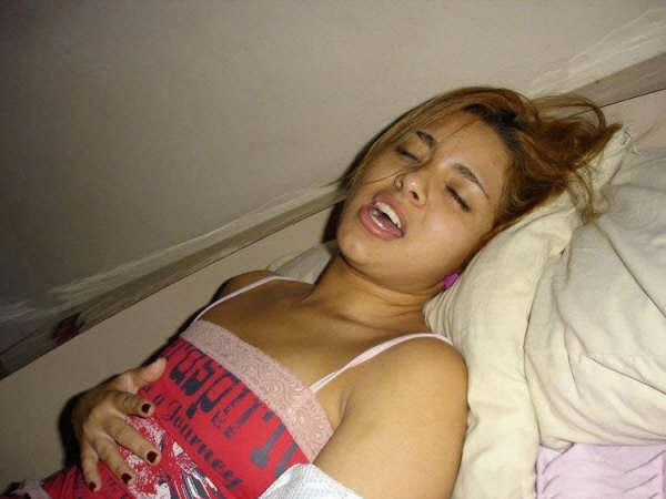 Loira quente na cama #r4kDeCK1