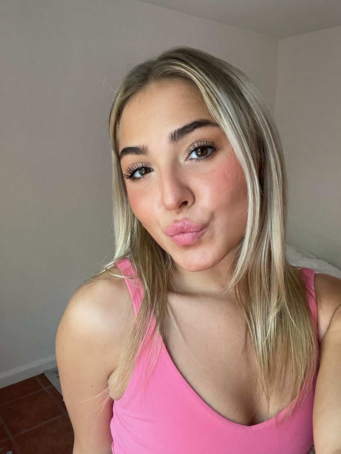 college slut #R7f6iIPi