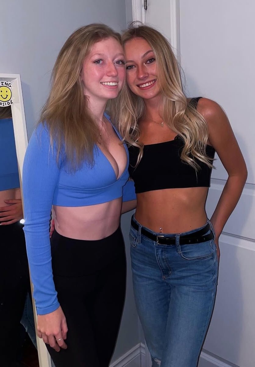I can’t stop. Look at the fucking rack on this barely legal blonde whore. How do I not sexualize? #RMlsdsKl