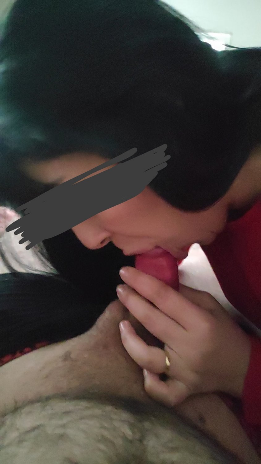 Esposa morena gostosa mamando #RnSRQNPj