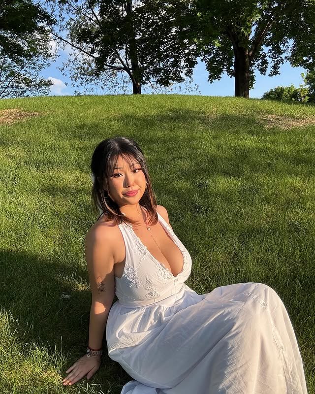 Sexy busty ABG teen Keziah #RRU4WaEQ