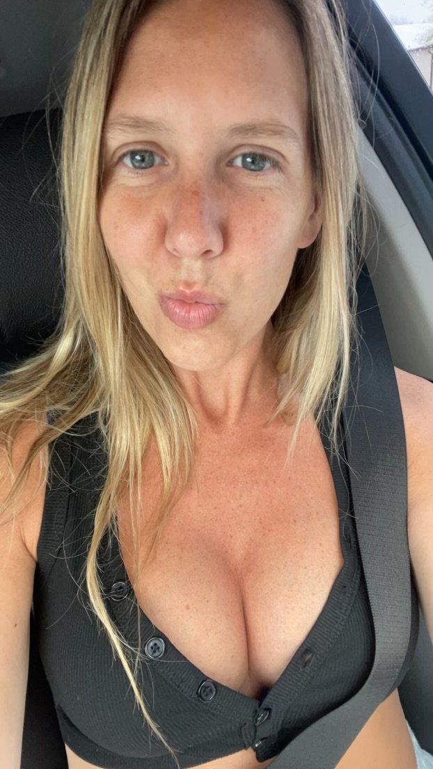 Hot Blonde #SkqlWlmZ