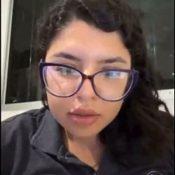 PUTINHA FEZ LIVE NO TRABALHO TIRANDO A ROUPA