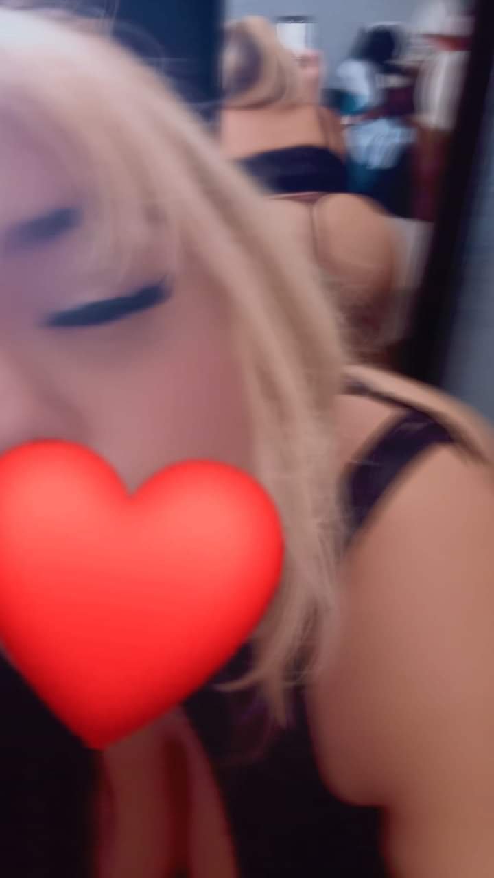 Karina esposa cachonda #TBVmDUu4