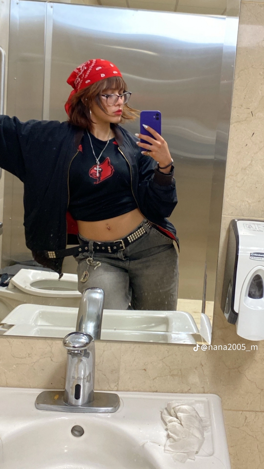 La novia de #Sasha no sabía que tenía onlyfans .. jovencita hermosa #cornudo #tNVXodES