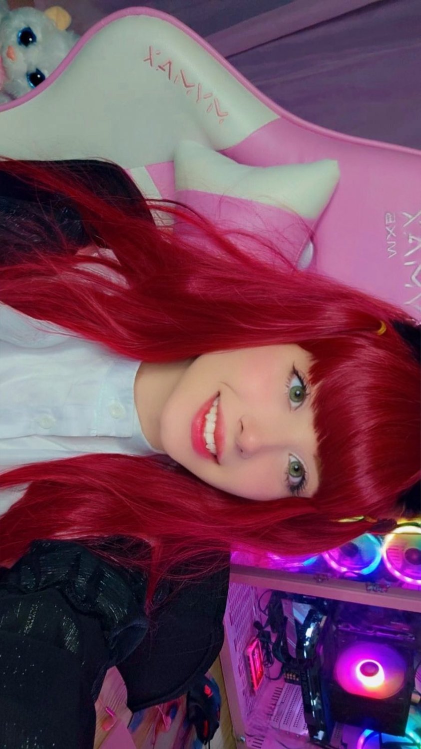 Loira peituda #TVtHpvCO