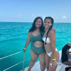 Latina Cousin. Look How she looks in bikini, imagine her naked. DM US IF YOU HAVE HER