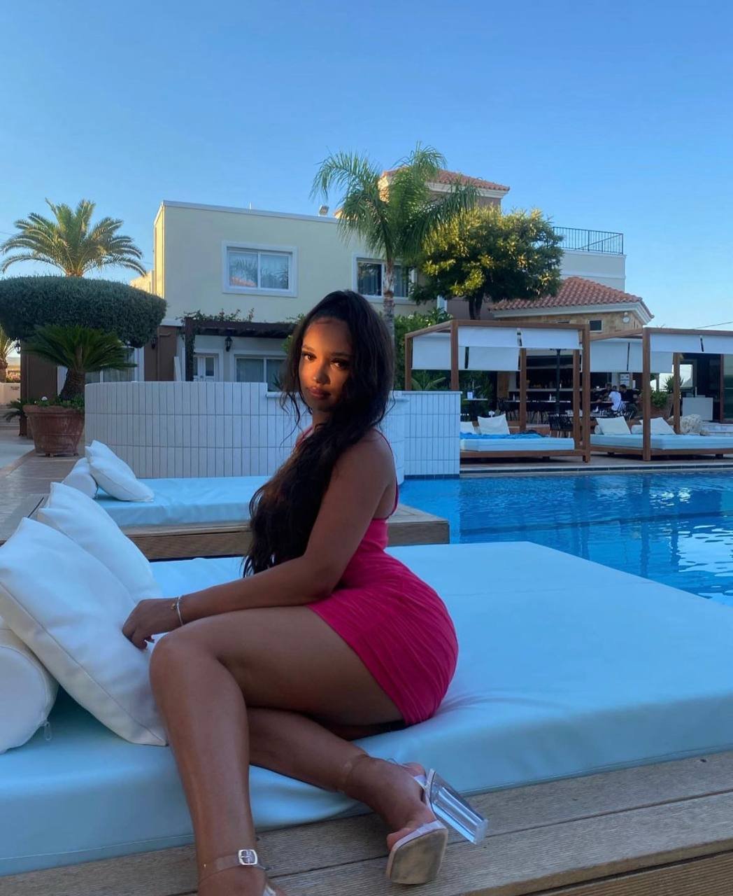IRL slut shows off her perfect body #UJFIOwBh