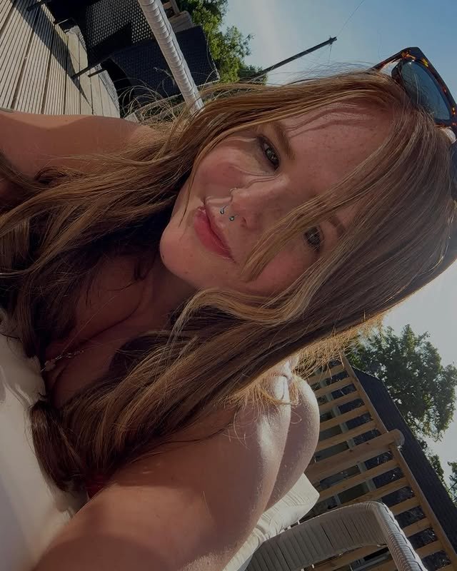 Sexy busty snowbunny teen Abby #umfx0hiE