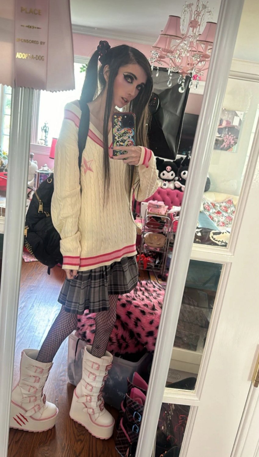 Got plans to break her kik LoverOfShoes22 #V6hpjWAg