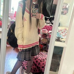 Got plans to break her kik LoverOfShoes22
