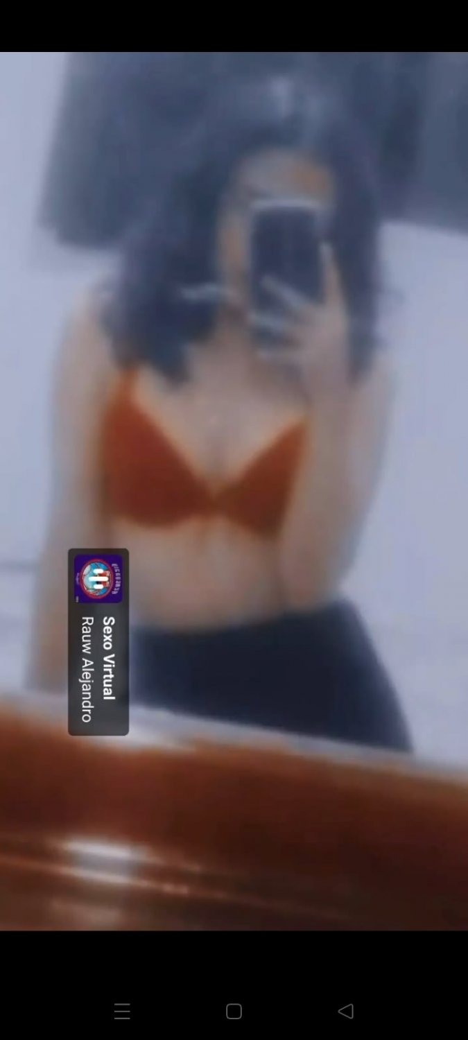 La amiga aguantadora #VB6Yf7Hg