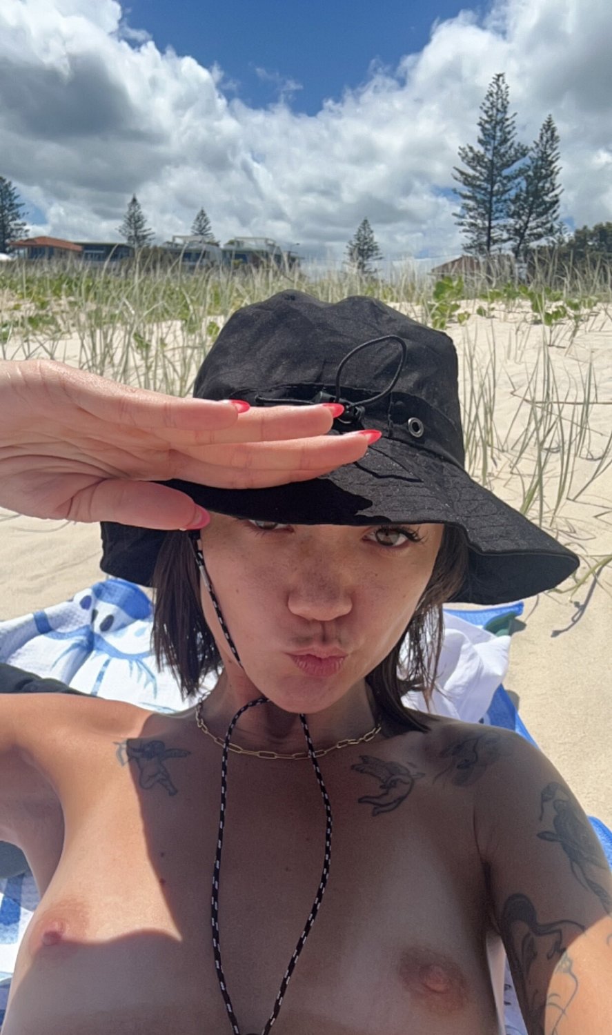 Cute Teen Sends Nudes On Vacation #vIcnpVsr