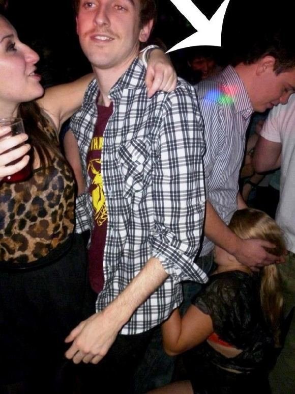When people don't wait for the party to end for a fingering, blowjob or hot fuck #VmnM0ud6