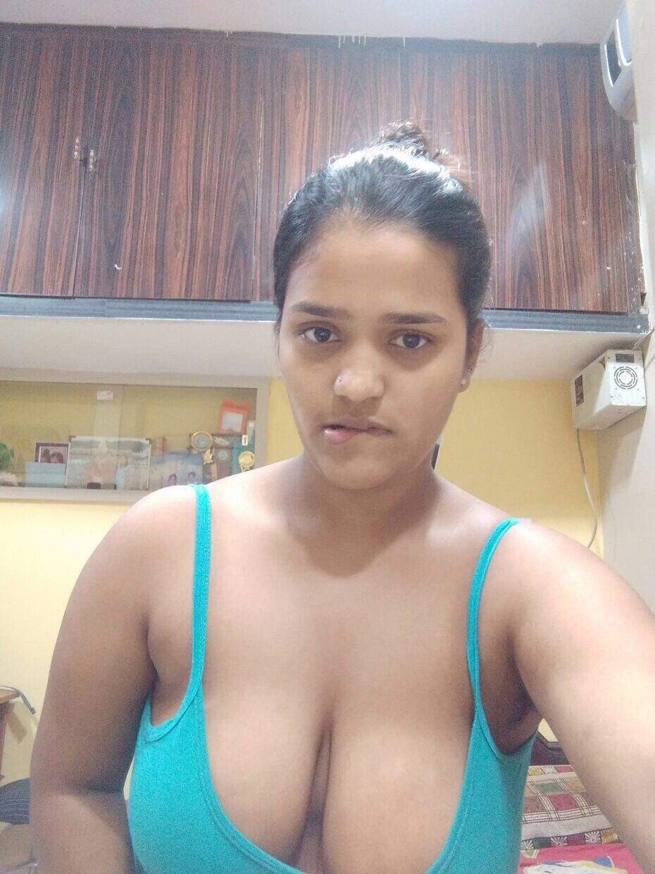 Mangalore plumpy babe with big melons😋 #vSHT5lcl