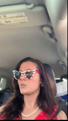 sexy milf vaping slut american glasses #XHZsgsLE