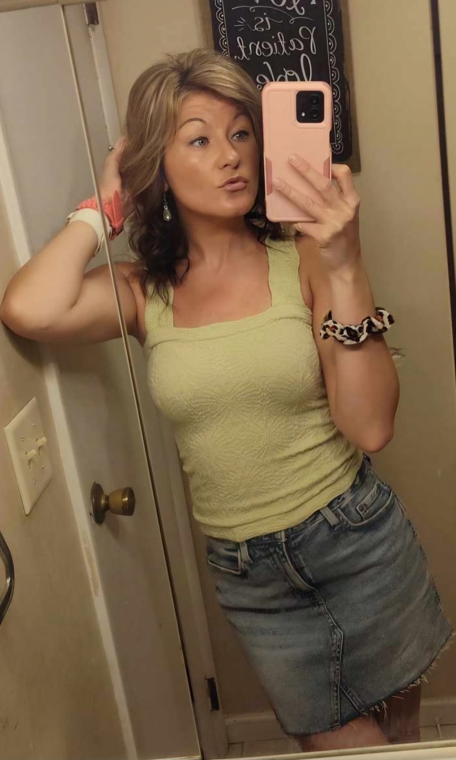 HotWife Shared #XMyxr7kY