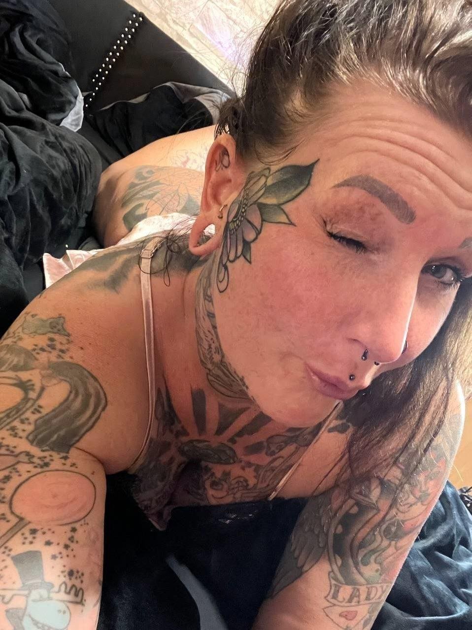 Tattoo Slut #XpNZgyb4