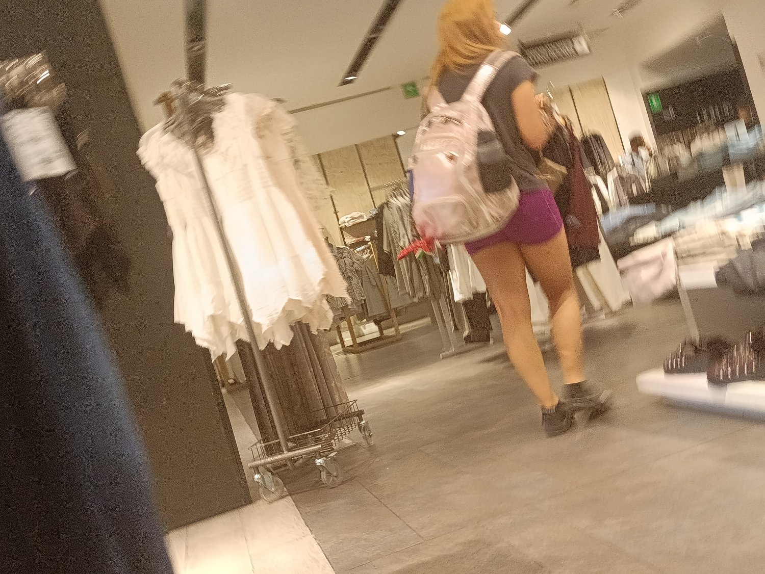 Puta rica y culona en Galerías Monterrey #XZ067nxg