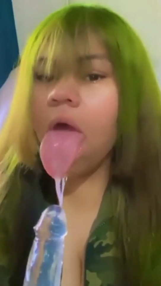 Shows Her Mouth & Uses It !! | Sᴘɪᴛ GɪGɪ | 🥵Ahegao Sluts #11 #Y3ClIspY