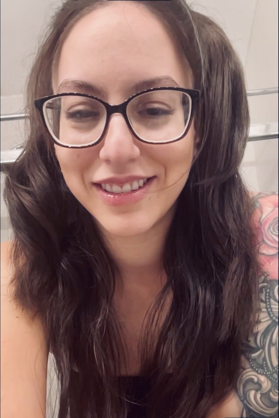 Would you fuck me? DM if you’re near Staten Island, NY #yjFcM2st