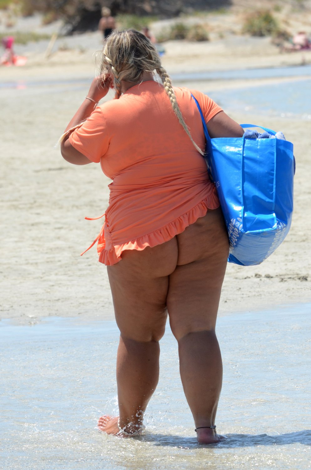 beach voyeur... #Yzc5FQUa