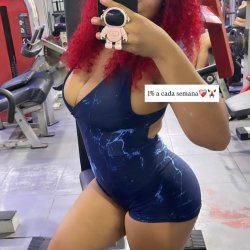 Ruiva fogosa, deve fazer anal que é uma blz 🔥