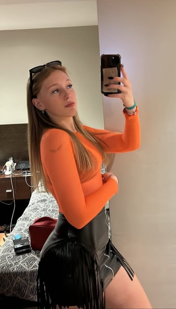 Blonde Slut #Z42TQyLr