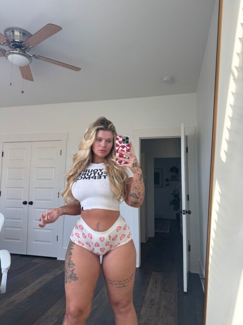 Sexy THICC Blonde PAWG #Z5RocJDi