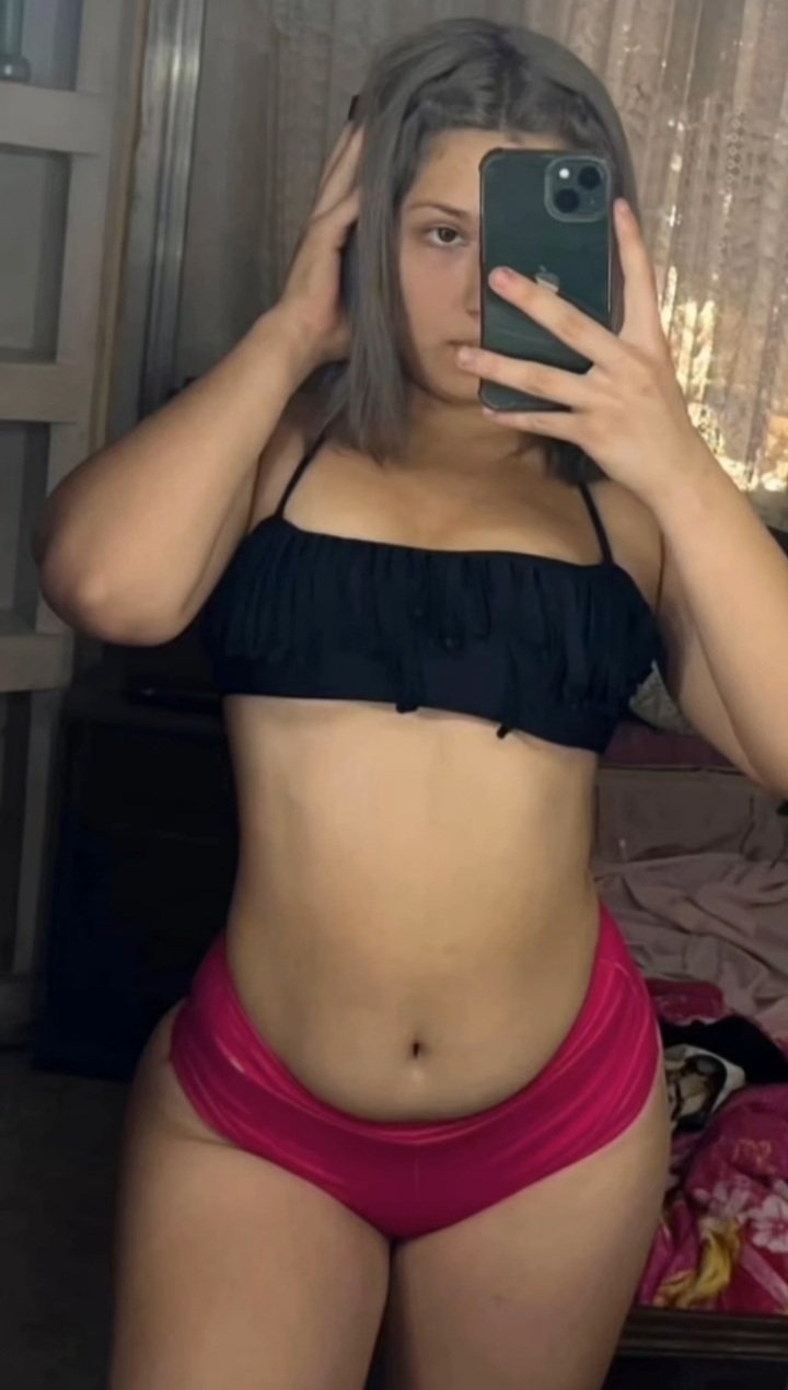 Mia Naiara #z7RcoOtM